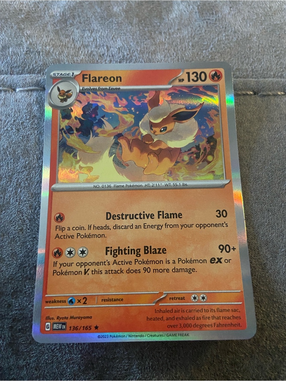 Holo Flareon Scarlet & Violet: 151 (136/165)
